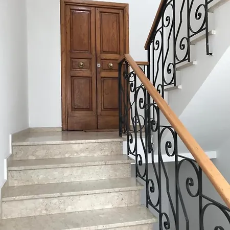 Casa Indipendente In Centro A Pochi Passi Dal Mare * Siderno