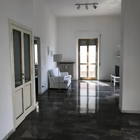 Casa Indipendente In Centro A Pochi Passi Dal Mare Holiday home Siderno